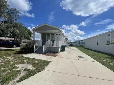 140 Forest Dr, Leesburg, FL 34788