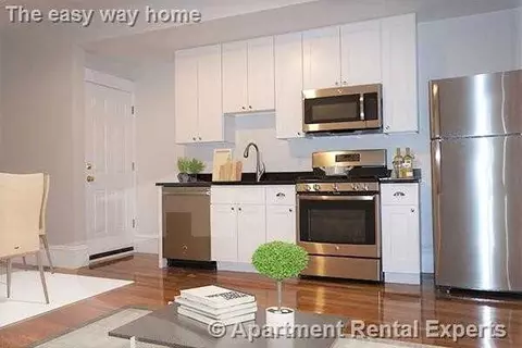 365 Prospect St #1, Cambridge, MA 02139