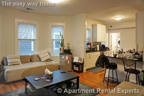 17 Ashland St #3, Somerville, MA 02144