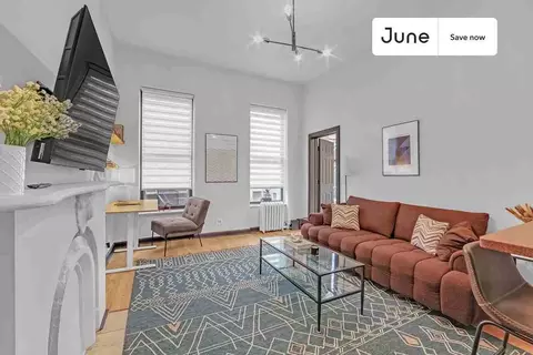 336 W 46th St #3R, New York, NY 10036