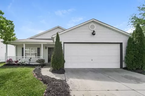 5221 Valcourt Rd, Charlotte, NC 28216