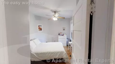 200 Harvard St #2, Cambridge, MA 02139