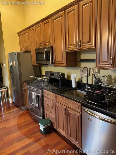 620 Cambridge St #4, Cambridge, MA 02141