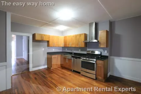 173 Rindge Ave #2R, Cambridge, MA 02140