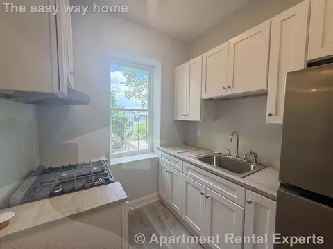 74 Kirkland St #35, Cambridge, MA 02138