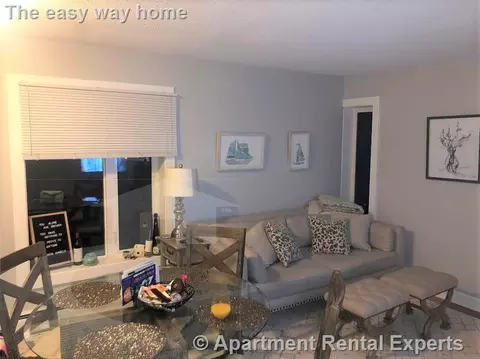 524 Putnam Ave #9, Cambridge, MA 02139