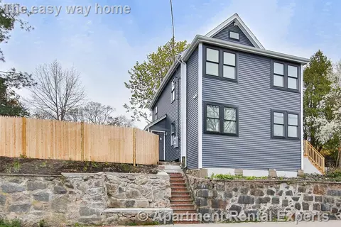 57 Catherine St #1, Boston, MA 02131