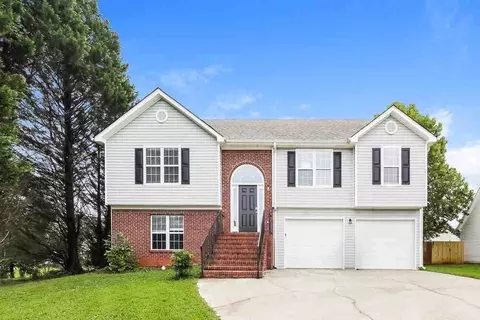 9046 Jenni Cir, Jonesboro, GA 30238