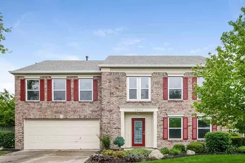 5924 N Rockingham Ln, Mccordsville, IN 46055