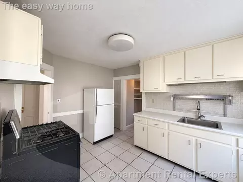 79 Clarendon Ave #1, Somerville, MA 02144