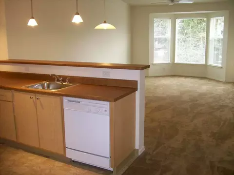 117 NE 25th Ave, Hillsboro, OR 97124