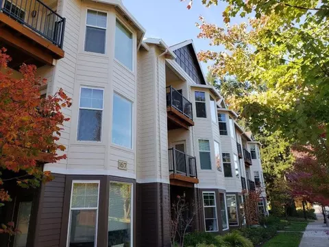 117 NE 25th Ave, Hillsboro, OR 97124