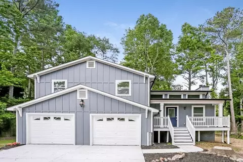 2661 Deerfield Cir SW, Marietta, GA 30064