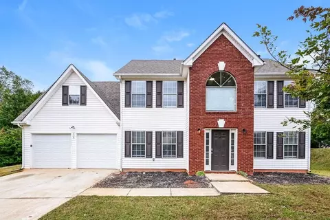 536 Easton Dr, Locust Grove, GA 30248