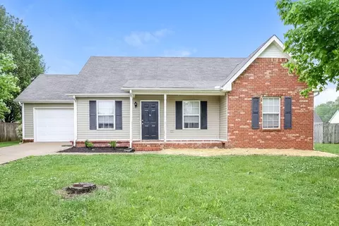 1723 Locerbie Dr, Murfreesboro, TN 37128