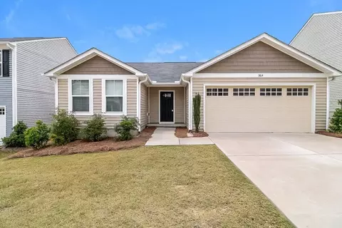 864 Garrison Ave, Clayton, NC 27520