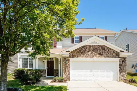 304 Edgecroft Way, Fuquay Varina, NC 27526