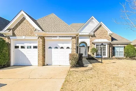 4929 Rosebrook Cir W, Southaven, MS 38672