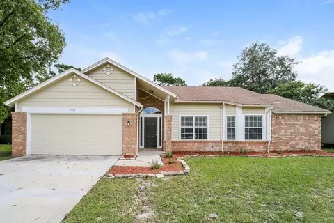 8465 Sand Point Dr W, Jacksonville, FL 32244