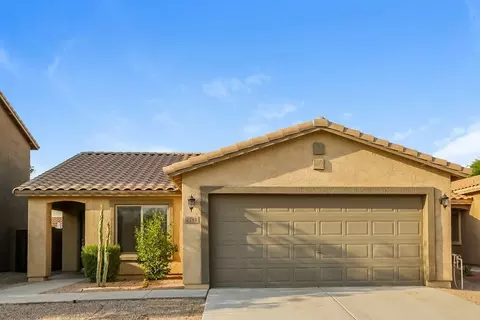 2781 W Mira Dr, San Tan Valley, AZ 85142