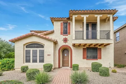 2432 W Dusty Wren Dr, Phoenix, AZ 85085
