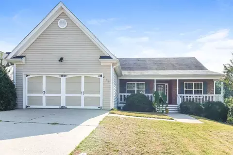 215 Overlook Dr, Dallas, GA 30157