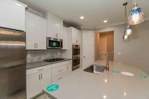 351 Athens Dr, Saint Augustine, FL 32092 photo 6