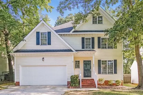 4813 Forest Highland Dr, Raleigh, NC 27604
