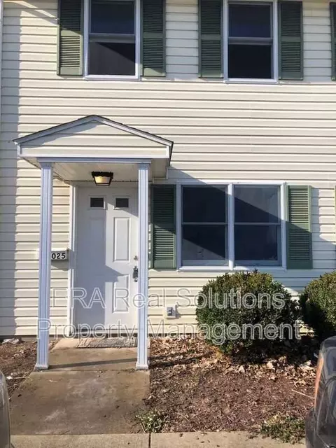 2027 Heritage Dr #2039, Washington Court House, OH 43160