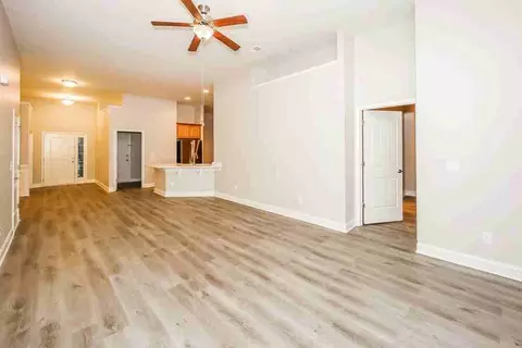 4890 Summersun Dr, Morrow, GA 30260 photo 4