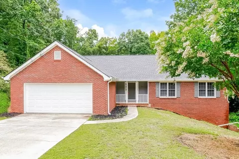2951 Glynn Creek Ct, Snellville, GA 30039
