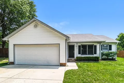 4040 Coopersdale Rd, Charlotte, NC 28273