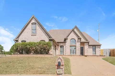 4432 Ellen St, Millington, TN 38053