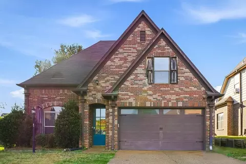 110 Birch Springs Dr, Oakland, TN 38060