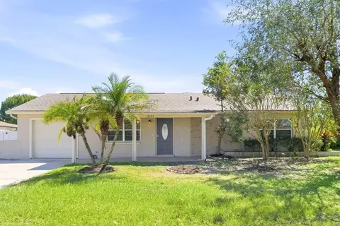 12127 Dakota Woods Ln, Meadow Woods, FL 32824