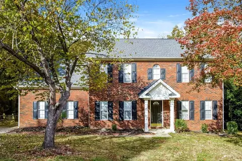 12824 Diamond Dr, Pineville, NC 28134