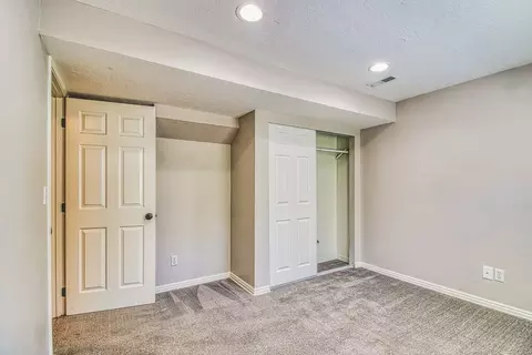 8457 Se, Sandy, UT 84094 photo 15