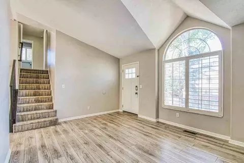 8457 Se, Sandy, UT 84094 photo 5