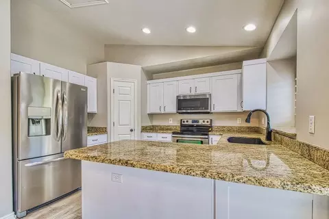 8457 Se, Sandy, UT 84094 photo 7
