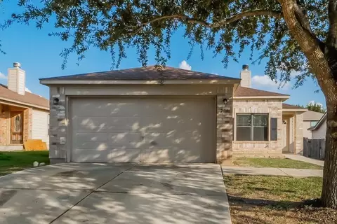 204 Calixto Ct, San Marcos, TX 78666
