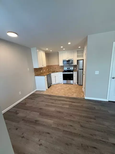 6642 S Peoria Ave, Tulsa, OK 74136