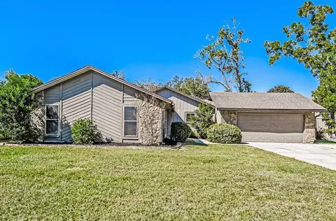 810 Hardwood St, Orange Park, FL 32065