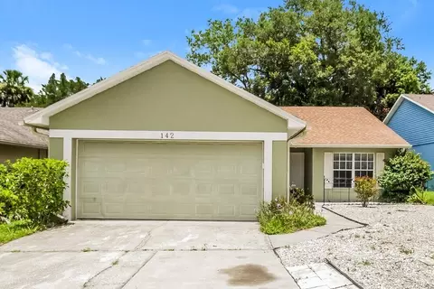142 Kelly Cir, Sanford, FL 32773