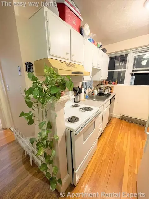 402 Highland Ave #23, Somerville, MA 02144