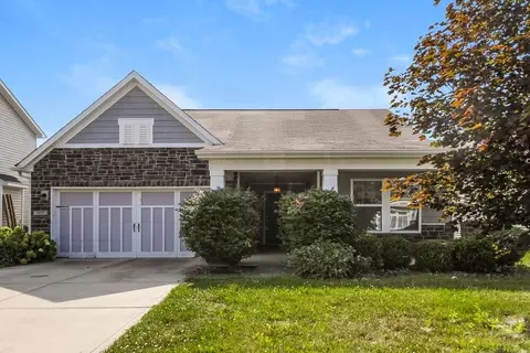 4557 Walcott Dr, Westfield, IN 46062