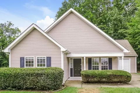 3709 Blue Blossom Dr, Raleigh, NC 27616
