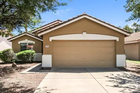 5743 E Flossmoor Cir, Mesa, AZ 85206