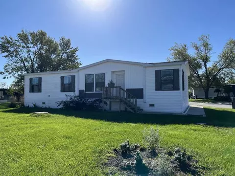 89 Robin Rd, Beecher, IL 60401