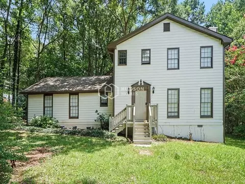 4186 Castle Gate Ct, Snellville, GA 30039