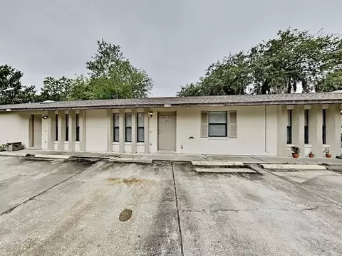 32827 Blossom Ln, Leesburg, FL 34788